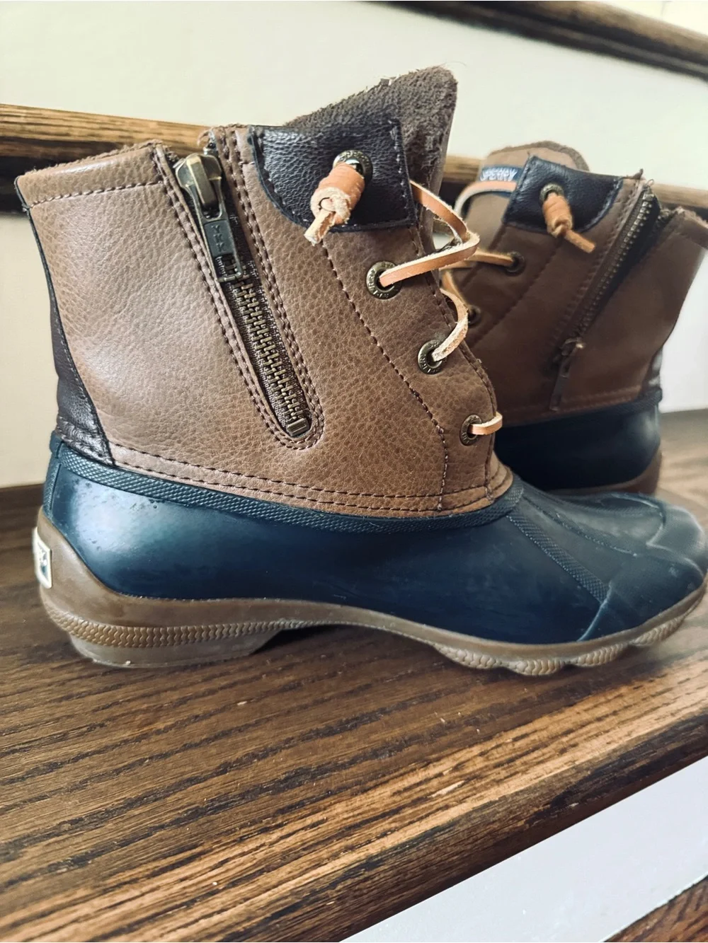 Sperry Women’s Waterproof Duck Boots – Brown/Navy – Size 6.5M